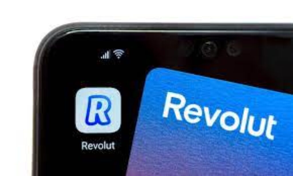 Revolut CPA  and ПУМБ